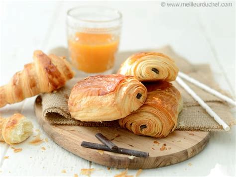 Easy Croissants & Pain au Chocolat - Illustrated recipe - Meilleur du Chef