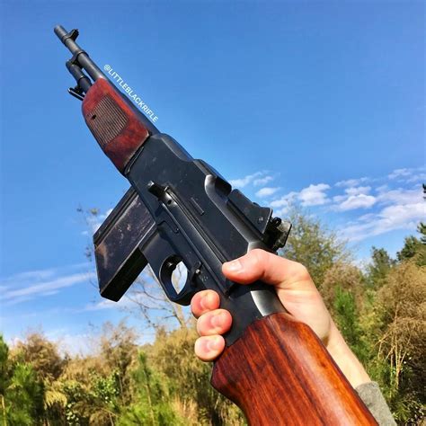 H. A. Foster on Instagram: “M1918 Browning Automatic Rifle🇺🇸 ️ ️ ️ ️ 👉Follow @littleblackrifle👈 ...