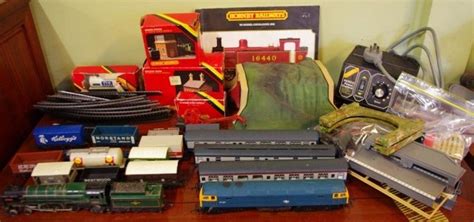 Hornby HO Train Set with Accessories - Branded - Hornby - Toys & Models