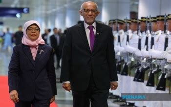 BERNAMA - SINGAPORE PRESIDENT ARRIVES IN MALAYSIA FOR THREE-DAY STATE VISIT