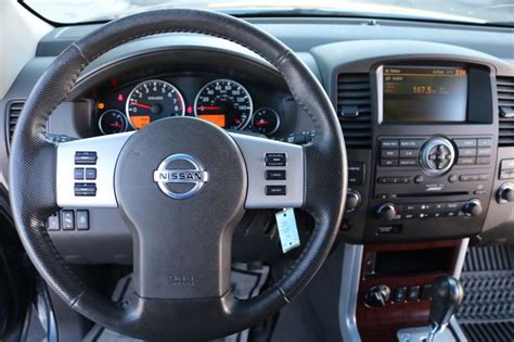 2008 Nissan Pathfinder Photos