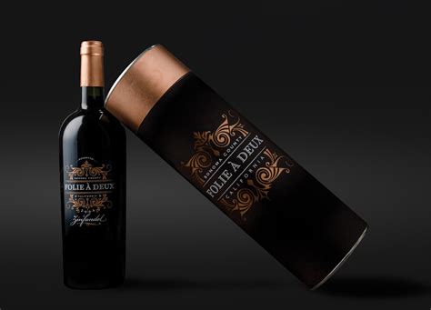 Folie à Deux Wine (Student Project) on Packaging of the World - Creative Package Design Gallery
