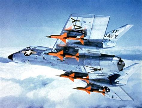 Vought F7U-3M Cutlass : Vought / LTV