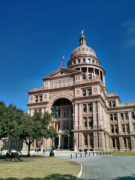 Capitol building : Austin Texas | Visions of Travel