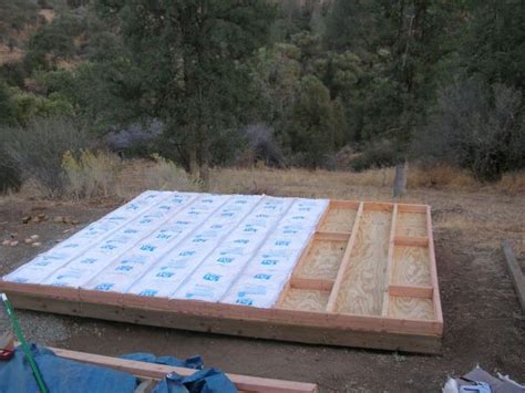 How to Insulate a Shed - 1001 Gardens | Insulating a shed, Shed floor, Floor insulation