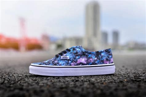 VANS Classic Graffiti canvas shoes Men and Womens Sneakers shoes ...