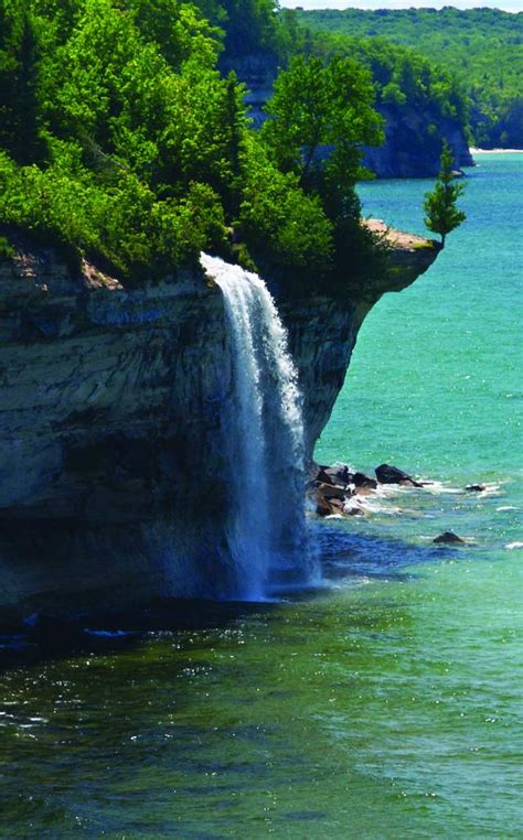 300+ Waterfalls Await in Michigan's Upper Peninsula