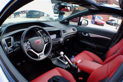 Another 9th gen interior : Honda