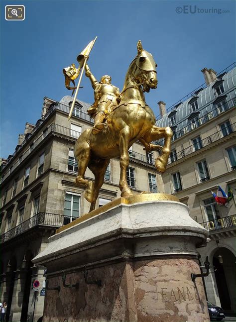 Photos of gilded equestrian statue of Joan of Arc in Paris - Page 355