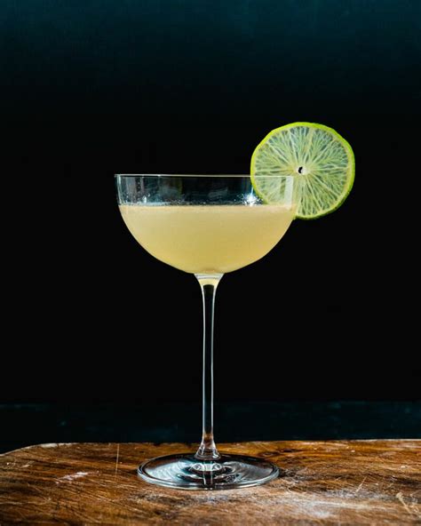 Gin Gimlet | Recipe | Gin gimlet, Classic gin cocktails, Gimlet cocktail