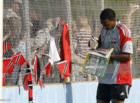 Trinidad and Tobago's goalkeeper Shaka Hislop signs autographs to... News Photo - Getty Images