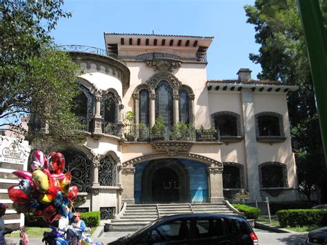 Polanco, a beautiful arcanum of Mexico City | Mexico city, Spanish style homes, Mexico