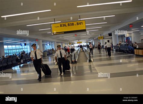 Departures at Terminal 4 of JFK airport, New York Stock Photo: 57281309 ...