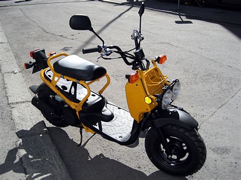 File:Honda Zoomer 50cc Scooter 2008.JPG