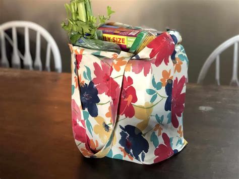 DIY Foldable Reusable Grocery Bags