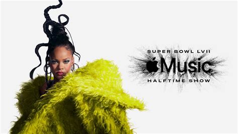 Rihanna en el trailer del Super Bowl 2023 impacta con su look | Glamour