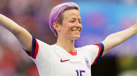 Megan Rapinoe’s Colorist Reveals the Products Behind Her Purple Hair Color | Allure