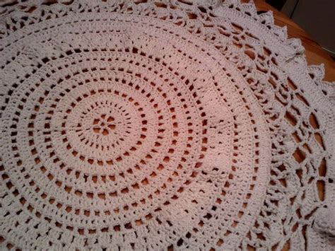 18 Easy Crochet Lace Tablecloth Patterns | Guide Patterns