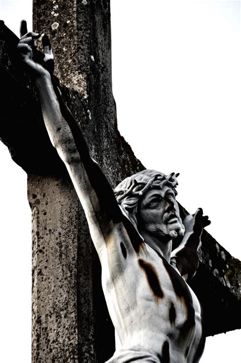 Free Images : statue, cross, sculpture, christ, art, jesus 2848x4288 - - 600665 - Free stock ...