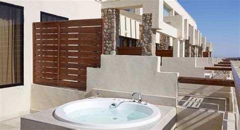 Accommodation - Family Jacuzzi Room Sharm El Sheikh Hotel - Coral Sea ...