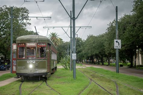 Why New Orleans historic streetcars are the best way to travel the city