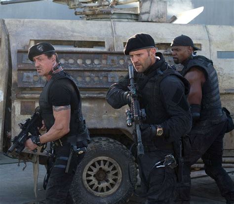 'The Expendables 2' review: Sylvester Stallone and his pals pack a wallop in pea-brained sequel ...