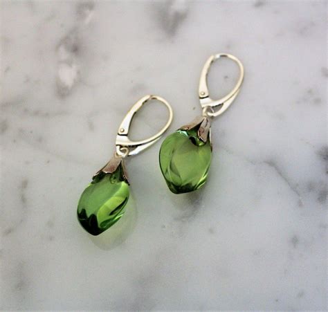 green amber earrings | Amber jewelry, Amber earrings, Jewelry