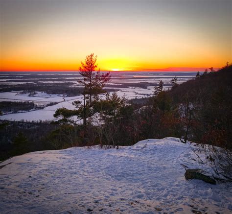 Top 10 hiking trails to do in the Gatineau Park in 2021