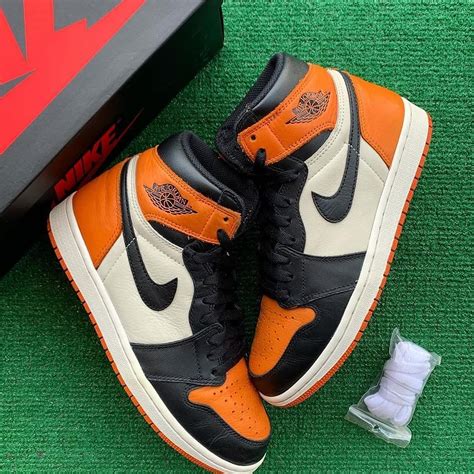 Nike Air Jordan 1 Retro High OG 'Shattered Backboard' 3.0 - Exclusive ...