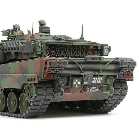 Tamiya Leopard 2 A7V Model Kit Scale 1/35