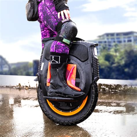 The INMOTION V12HT Electric Unicycle is now on sale! - VROOOMIN