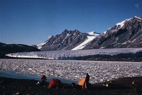 Lake Fryxell camp, Canada Glacier | Antarctica NZ