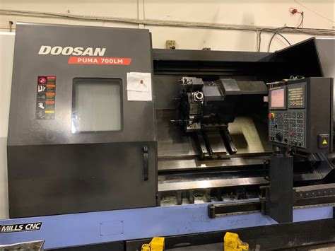 Doosan Puma 700LM Lathe