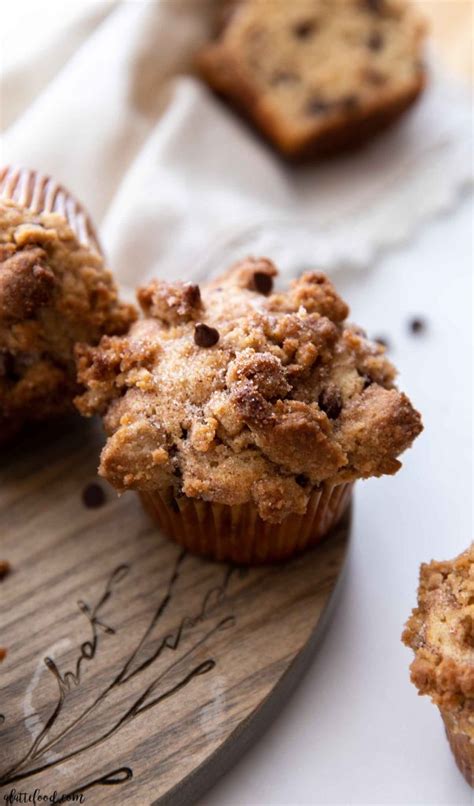 Chocolate Chip Crumb Cake Muffins - A Latte Food