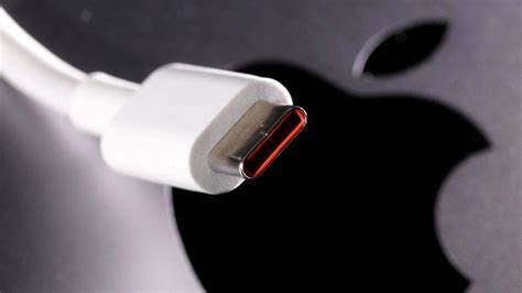 Apple launches iPhone 15 with a new charging port | CBC.ca