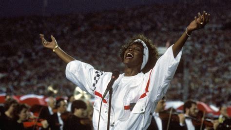 Whitney Houston's 1991 National Anthem At Super Bowl XXV Is The Best Of ...