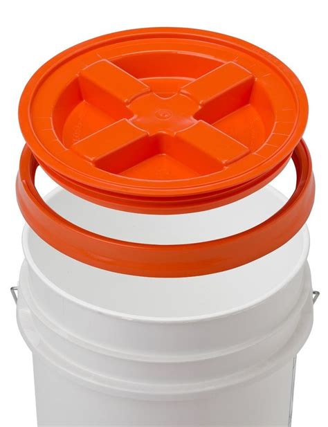 5 Gallon White Bucket & Gamma Seal Lid - Food Grade Plastic Pail ...