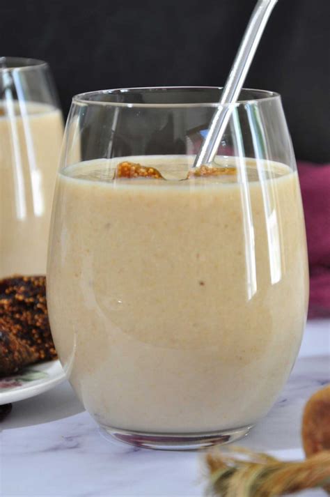 Banana Dried Fig Smoothie - Culinary Shades