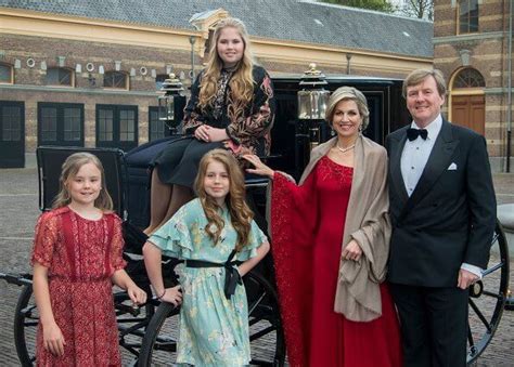 Dutch Royal Family Released Their A 2017 Christmas Photo