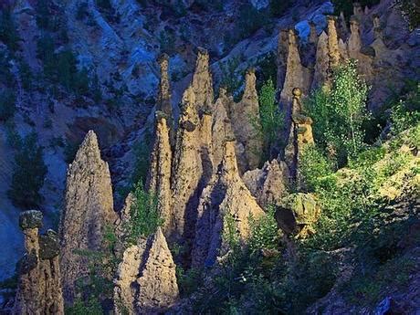 10 Incredible Rock Pillar Landscapes - Paperblog