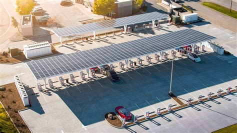 Tesla Has 10,000 Superchargers in Europe, People Want More - autoevolution