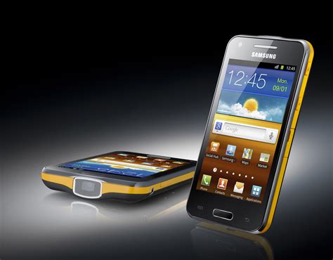 Samsung Galaxy Beam, Smartphone with portable projector ~ Amateur Person