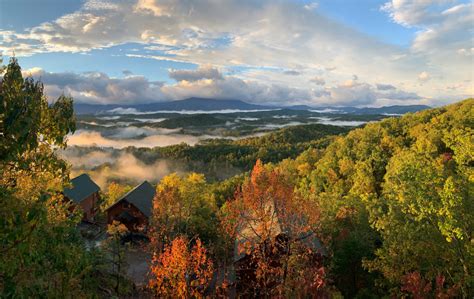 Best Time to Visit Smoky Mountains