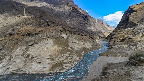 Chamoli Glacier Burst: डैम पर फंसे लोग और सामने मौत, 7 फरवरी को पानी ने ...