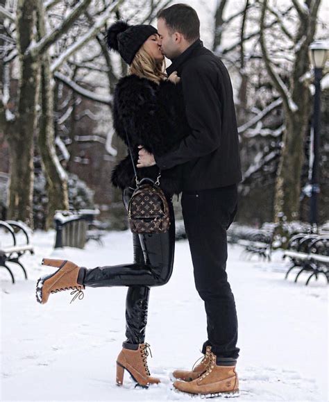 62 Couples matching winter outfits for Happy New year | Photo ...