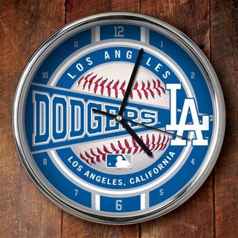 Los Angeles Dodgers At Lids | Cute Sports Fan