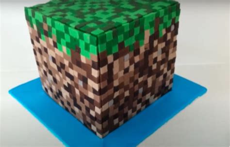 Top 25 BEST Minecraft Cake Ideas - eXputer.com