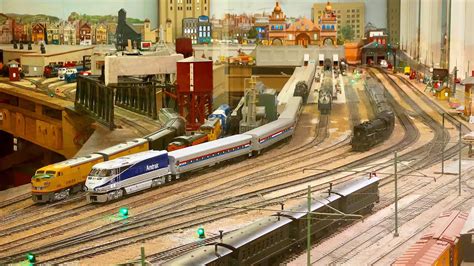 Beautiful Model Railroad O Scale Gauge Train Layout at The San Diego ...