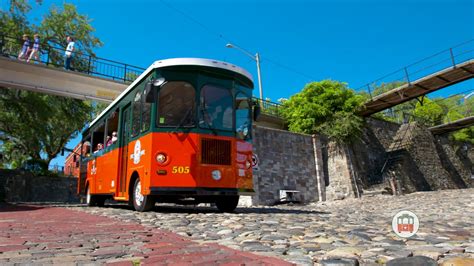 Take a Ride on Savannah's Old Town Trolley - YouTube