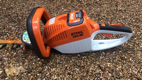 Stihl HSA 86 battery hedge cutter - YouTube